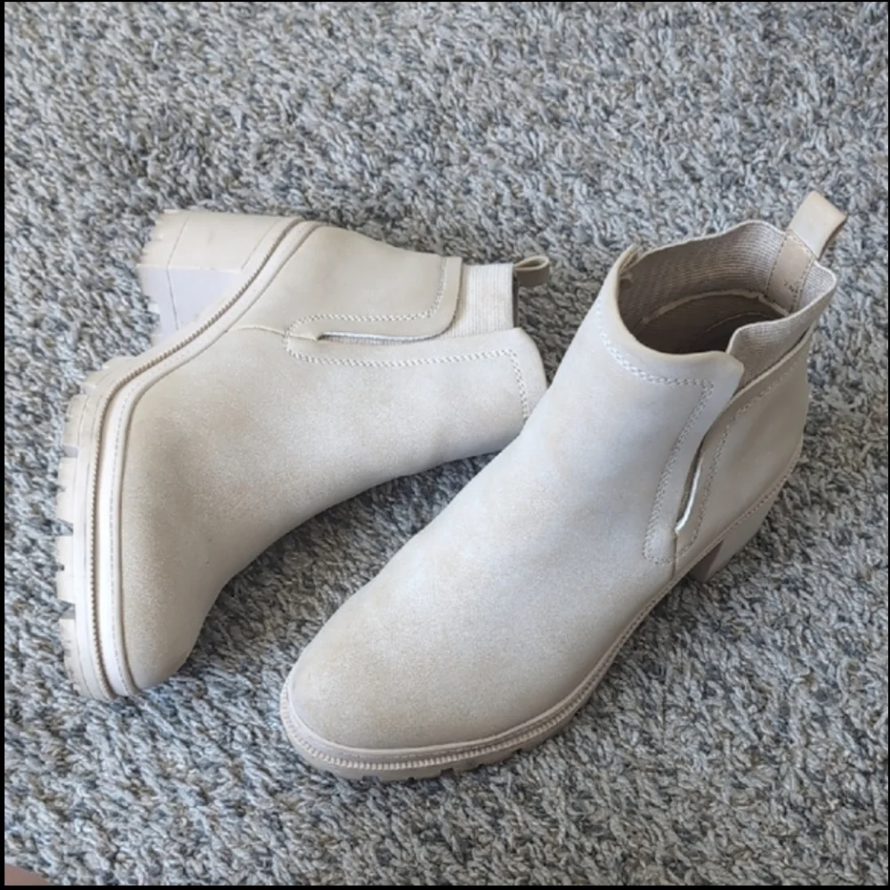 Jellypop Shelley Booties - Picture 9 of 9